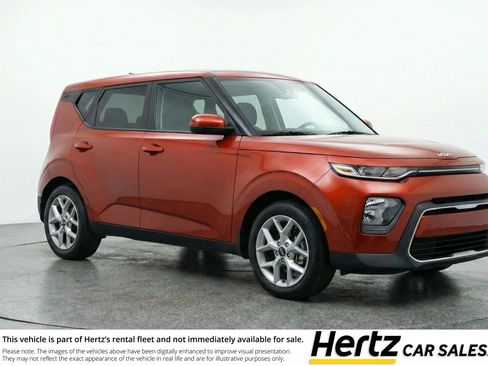 Used 2025 Kia Soul LX w/ LX Technology Package image 1