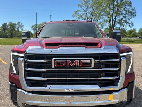 New 2026 GMC Sierra 2500 SLT w/ SLT Premium Package AWD/4WD image 2