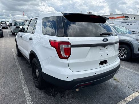 Used 2017 Ford Explorer 4WD Police Interceptor image 3