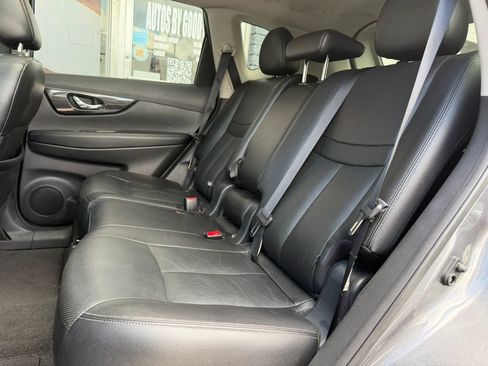 Used 2017 Nissan Rogue SL w/ SL Premium Package AWD/4WD image 10