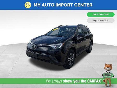 Used 2018 Toyota RAV4 LE w/ All Weather Liner Package AWD/4WD image 3