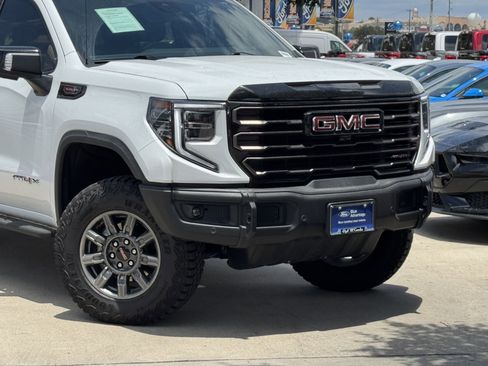 Used 2025 GMC Sierra 1500 AT4X image 2