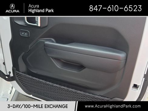 Used 2022 Jeep Wrangler Unlimited Rubicon 4xe w/ Cold Weather Group AWD/4WD image 10