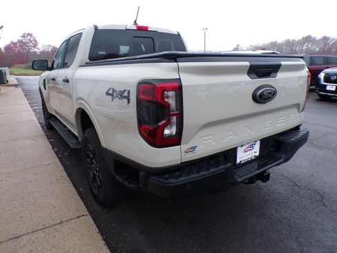 Used 2025 Ford Ranger XLT w/ Black Appearance Package image 13