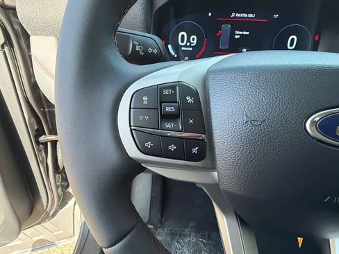 New 2026 Ford Explorer Active w/ Active Comfort Package image 25