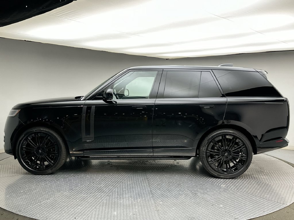New 2027 Land Rover Range Rover SE AWD/4WD image 2