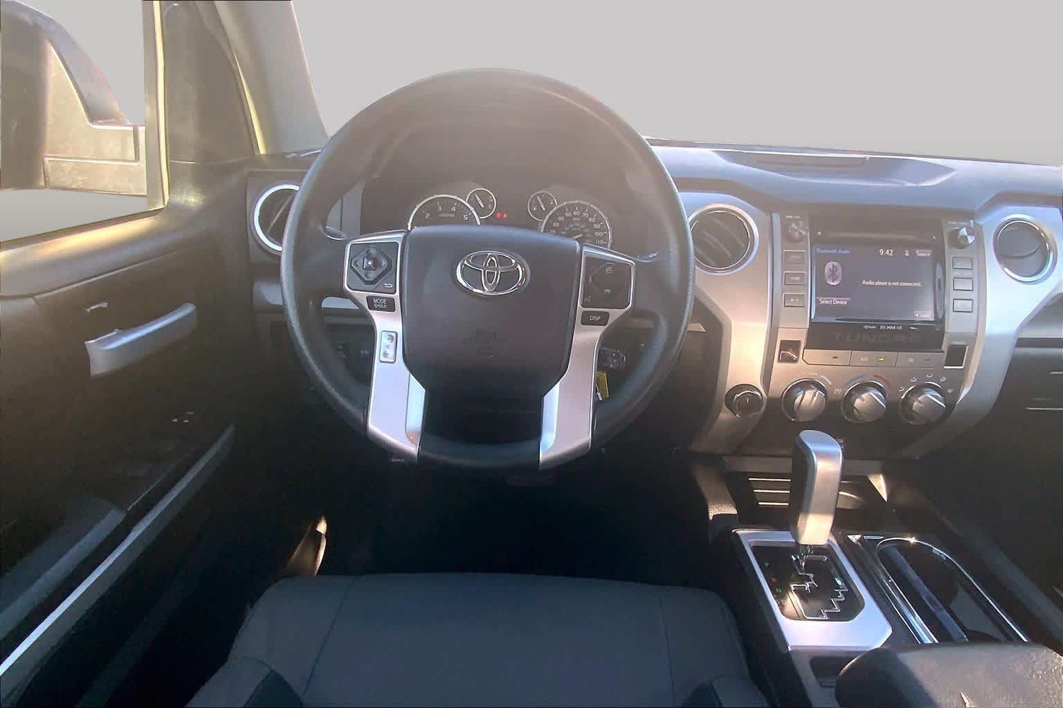 Used 2014 Toyota Tundra SR5 w/ SR5 Upgrade Package AWD/4WD image 6