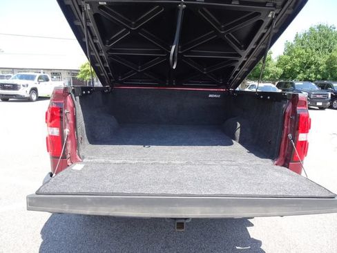 Used 2014 GMC Sierra 1500 SLT w/ SLT Crew Cab Value Package AWD/4WD image 29