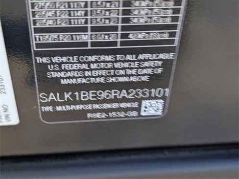 Used 2024 Land Rover Range Rover Long Wheelbase Autobiography image 30