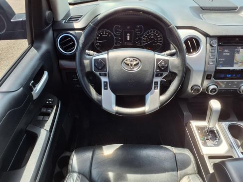 Used 2018 Toyota Tundra Limited w/ Limited Premium Package AWD/4WD image 13
