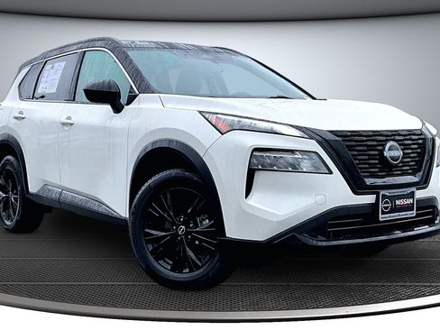 Used 2023 Nissan Rogue SV w/ SV Premium B Package AWD/4WD image 1