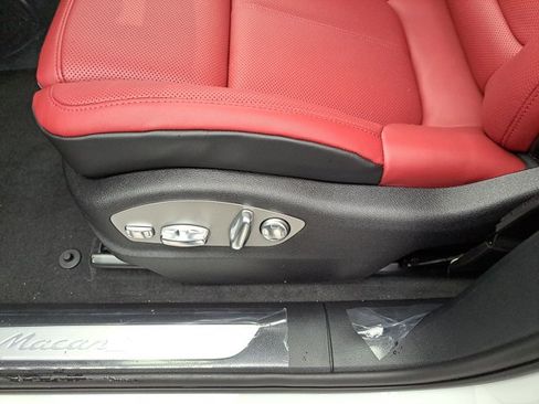 Used 2026 Porsche Macan S image 24