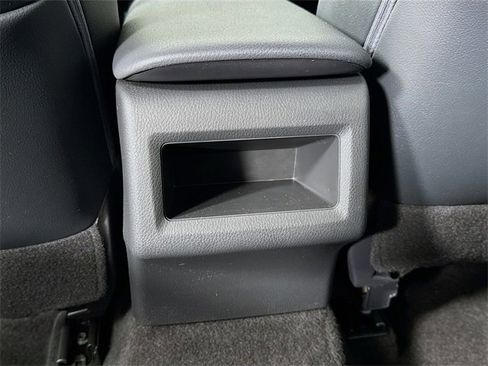 Used 2018 Toyota Camry SE image 26