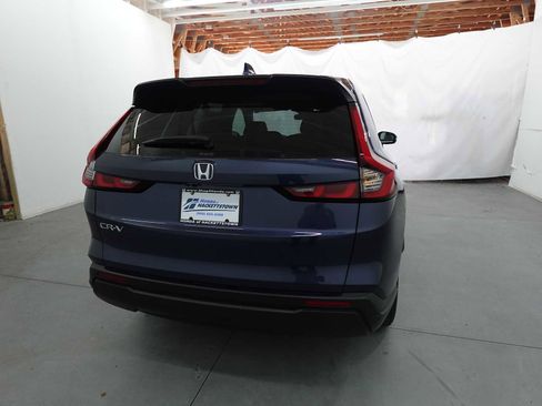 Used 2024 Honda CR-V EX image 5
