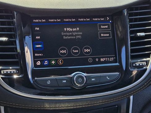 Used 2022 Chevrolet Trax LT w/ LT Convenience Package AWD/4WD image 25
