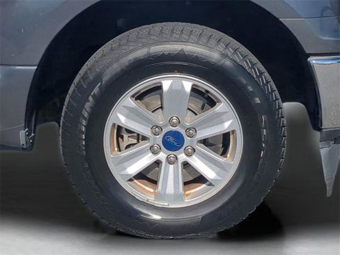 Used 2019 Ford F150 XLT image 10