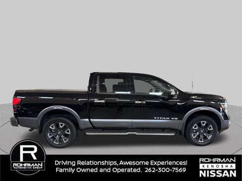 Used 2020 Nissan Titan Platinum Reserve w/ Moonroof Package AWD/4WD image 7