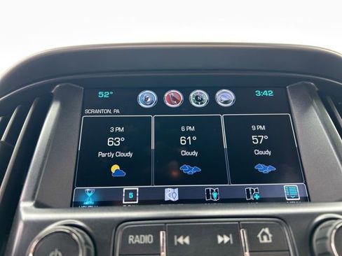 Used 2017 Chevrolet Colorado ZR2 w/ LPO, Premium Interior Package AWD/4WD image 28