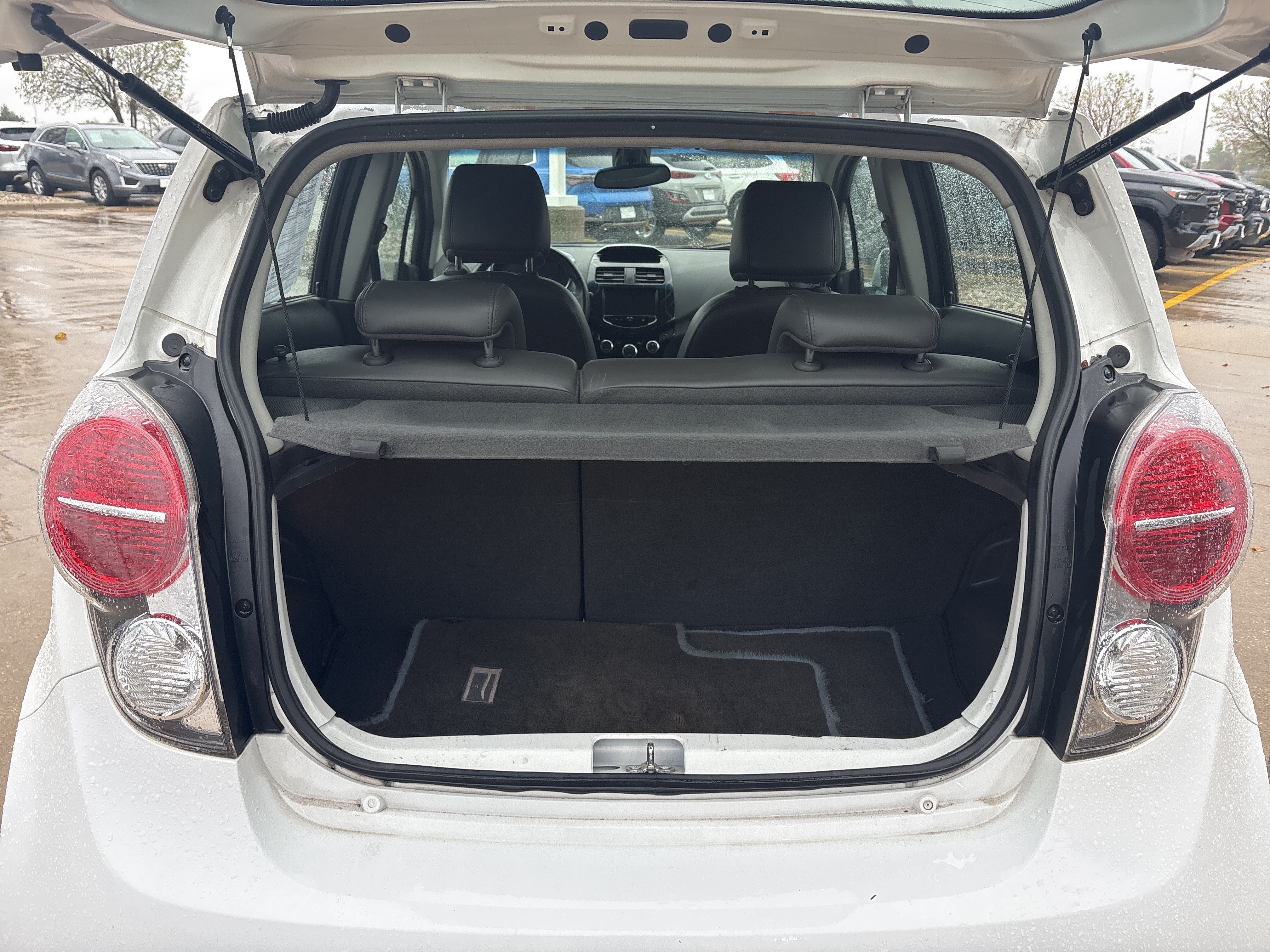 Used 2014 Chevrolet Spark LT FWD image 7