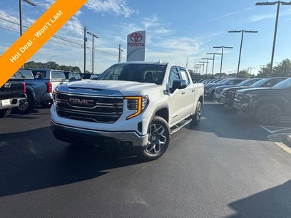 Used 2024 GMC Sierra 1500 SLT w/ SLT Convenience Package
