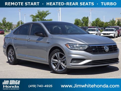 Used 2021 Volkswagen Jetta SEL FWD image 1