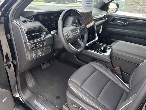 New 2026 GMC Yukon Elevation AWD/4WD image 11