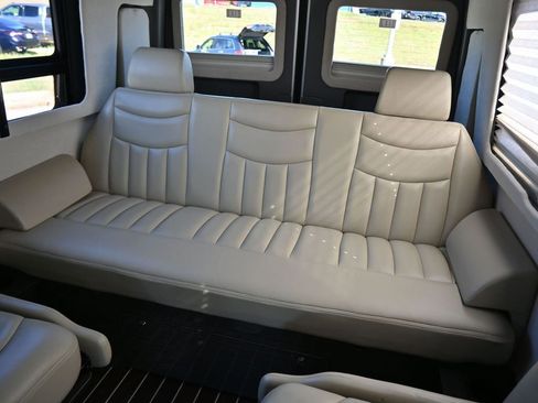 Used 2014 Mercedes-Benz Sprinter 3500 image 44