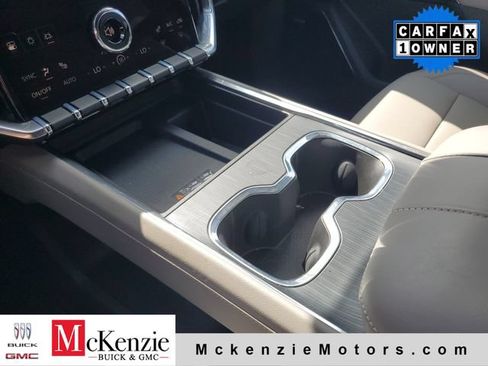 Used 2026 GMC Acadia Elevation w/ Elevation Premium Package AWD/4WD image 19