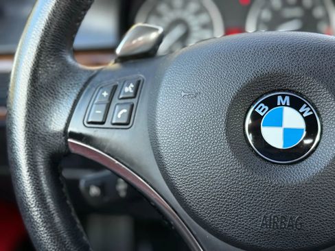 Used 2008 BMW 335i Convertible image 27