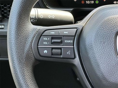 Used 2025 Honda CR-V LX image 22