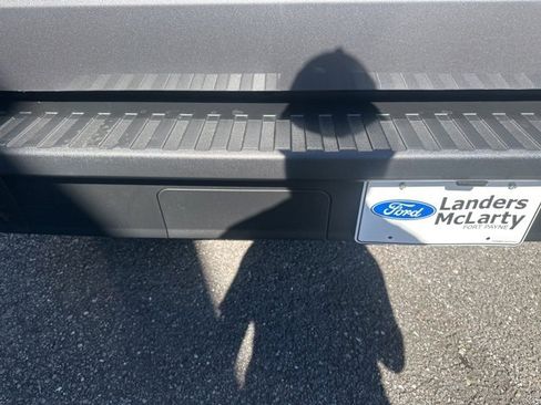 New 2025 Ford Maverick XL image 29