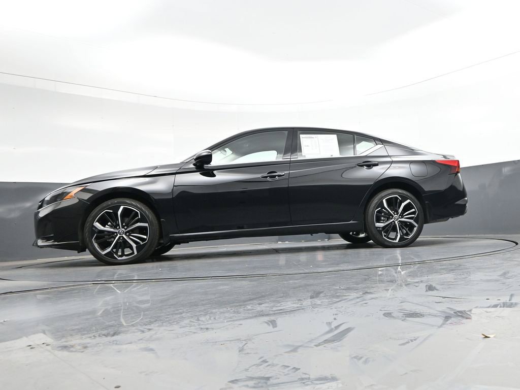 Certified 2025 Nissan Altima 2.5 SR AWD/4WD image 40