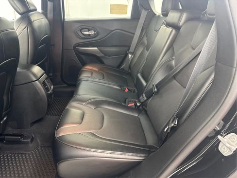 Used 2022 Jeep Cherokee Limited w/ Mopar Interior Package image 14