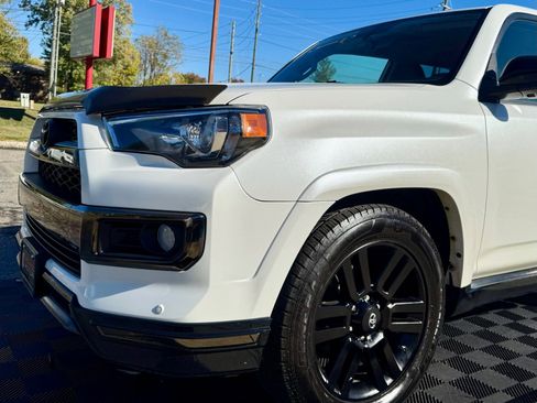 Used 2019 Toyota 4Runner Limited image 12