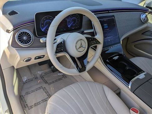 Used 2023 Mercedes-Benz EQS 450+ Sedan image 10