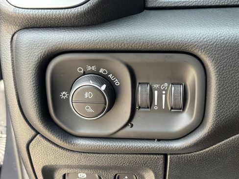 New 2026 RAM 1500 Lone Star AWD/4WD image 21