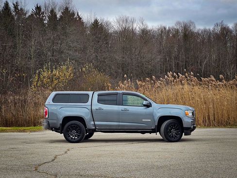 Certified 2022 GMC Canyon Elevation w/ Trailering Package image 3