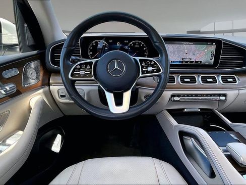 Used 2020 Mercedes-Benz GLS 450 4MATIC image 5