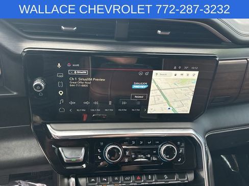 Used 2025 GMC Sierra 1500 Denali Ultimate AWD/4WD image 17