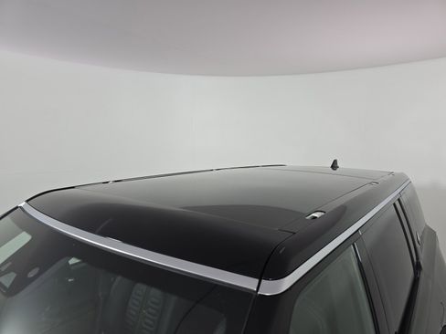 Used 2022 Rivian R1S Launch Edition AWD/4WD image 13