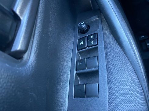 Used 2023 Toyota Corolla LE image 17