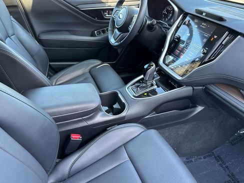 Certified 2025 Subaru Outback Limited AWD/4WD image 18