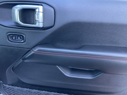 New 2026 Jeep Wrangler Unlimited Rubicon w/ Technology Group image 27