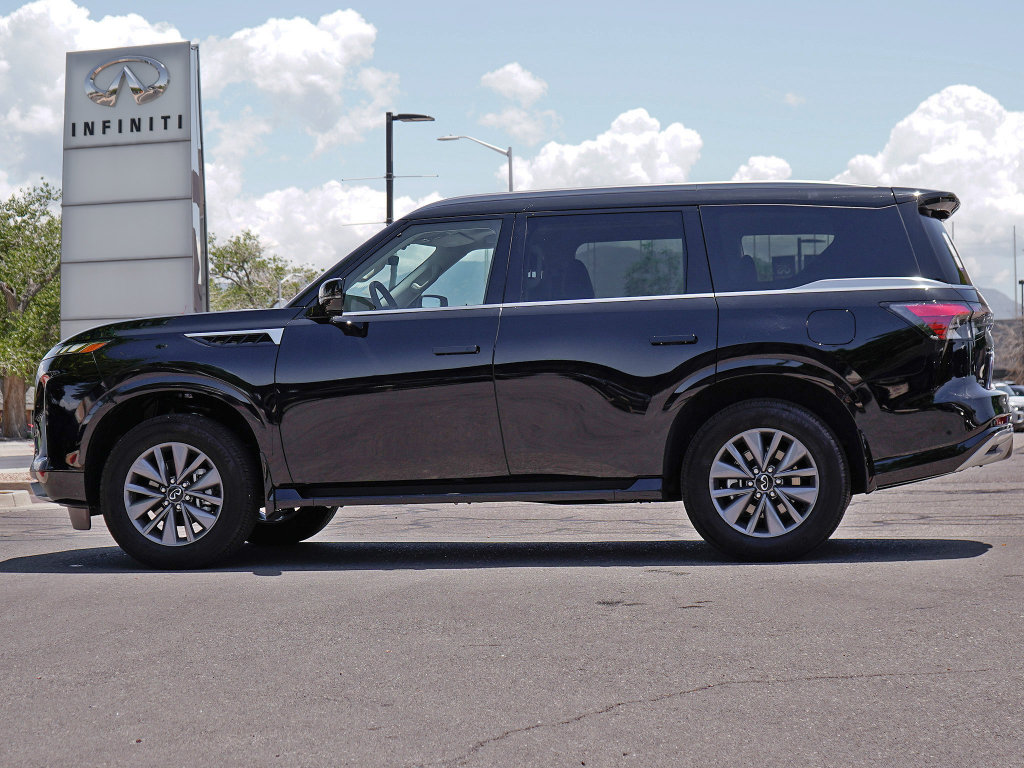 Certified 2026 INFINITI QX80 Pure w/ Cargo Package AWD/4WD image 5