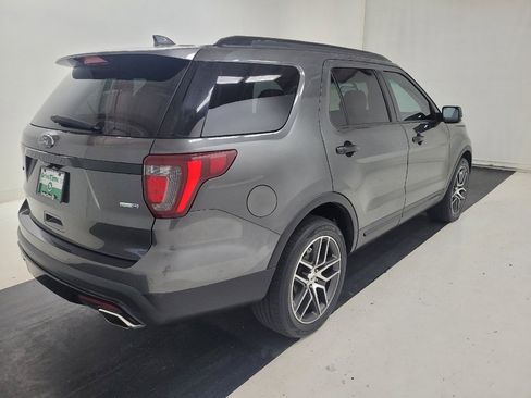 Used 2017 Ford Explorer Sport w/ Equipment Group 401A AWD/4WD image 9