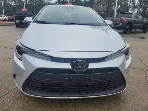 Certified 2024 Toyota Corolla LE image 4