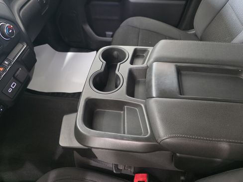 Used 2021 Chevrolet Silverado 1500 Custom AWD/4WD image 19