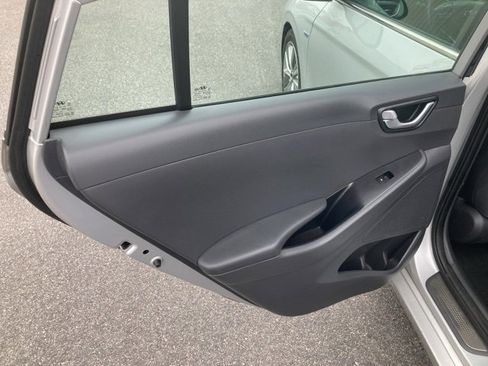 Used 2018 Hyundai Ioniq Limited image 27