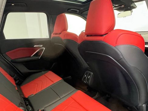 Used 2025 BMW X1 xDrive28i image 8