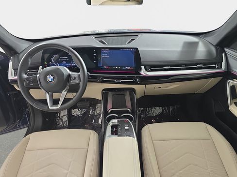 Used 2025 BMW X1 xDrive28i w/ Convenience Package image 15